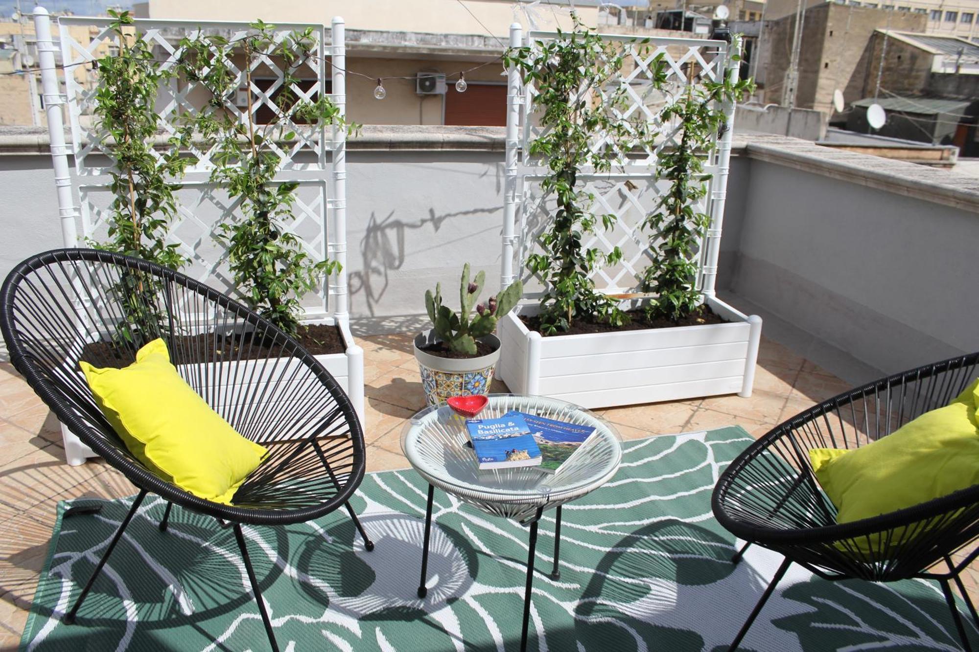 Rooftop Zahra Apartment Bari Exterior foto